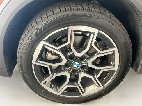 Used 2026 BMW X2 xDrive28i AWD/4WD image 11