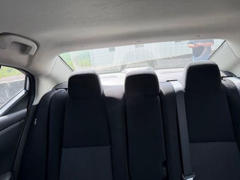 Used 2021 Nissan Sentra SV FWD image 20