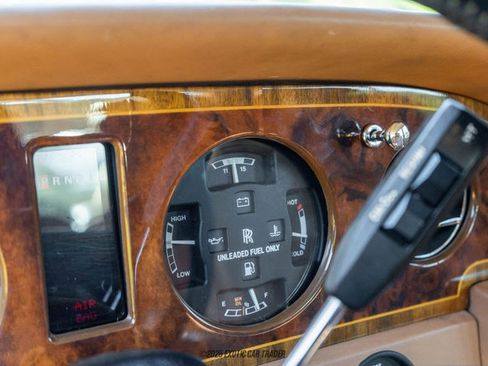 Used 1990 Rolls-Royce Silver Spur II image 38
