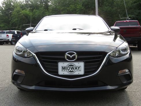 Used 2016 MAZDA MAZDA3 i Sport w/ Preferred Equipment Package FWD image 2