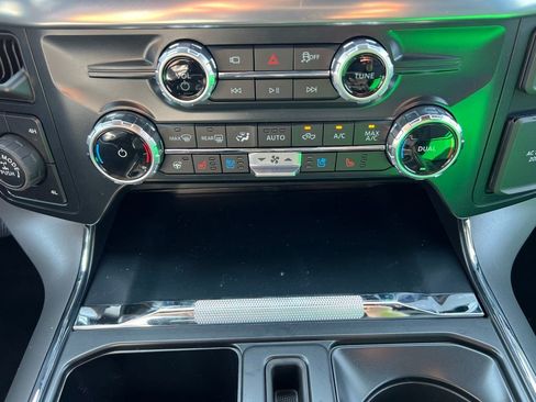 New 2025 Ford F150 Lariat w/ Equipment Group 502A High image 29