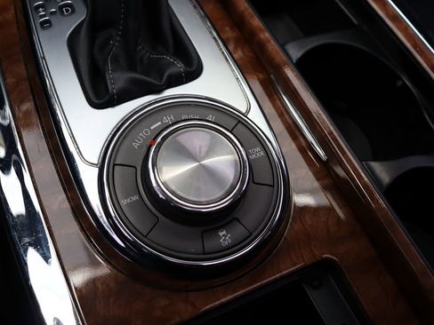 Used 2019 INFINITI QX80 Luxe image 30