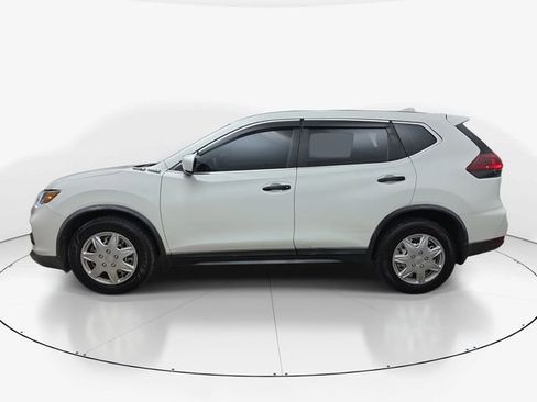 Used 2018 Nissan Rogue S FWD image 5