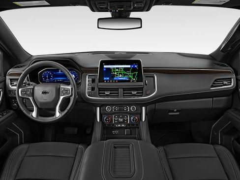 Used 2025 Chevrolet Tahoe Z71 w/ Comfort Package image 3