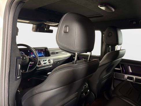 Used 2025 Mercedes-Benz G 550 image 34