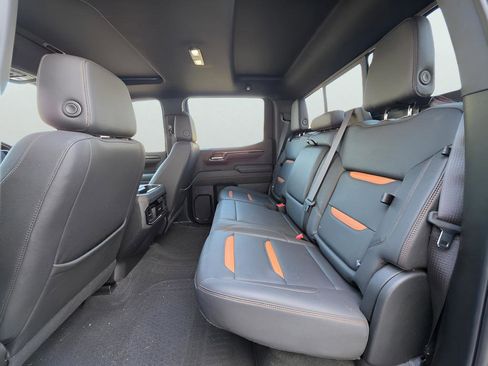 Used 2024 GMC Sierra 1500 AT4 w/ Technology Package AWD/4WD image 23