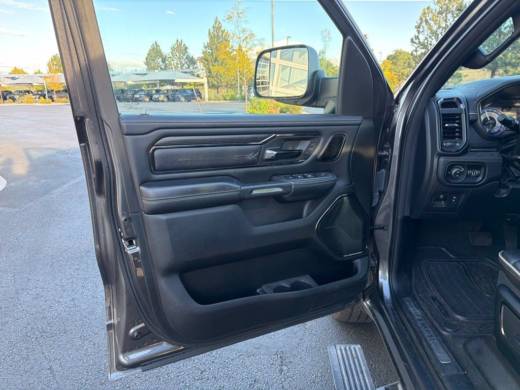 Used 2022 RAM 1500 Limited AWD/4WD image 9