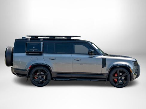 Used 2024 Land Rover Defender 130 X AWD/4WD image 9