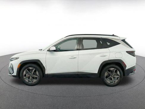Used 2025 Hyundai Tucson SEL FWD image 4