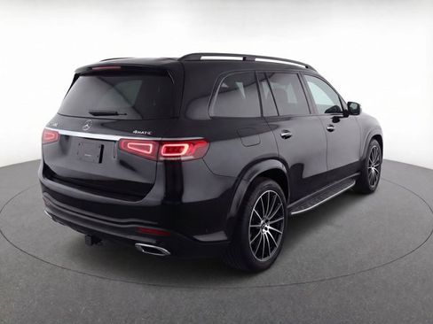 Used 2024 Mercedes-Benz GLS 580 4MATIC image 7
