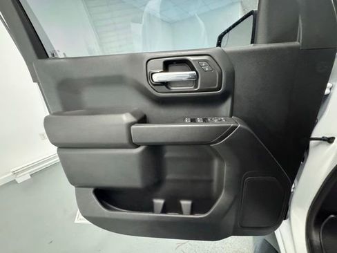 Used 2021 Chevrolet Silverado 1500 Custom Trail Boss image 12