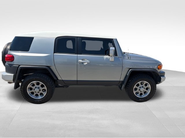 Used 2011 Toyota FJ Cruiser 4WD w/ Convenience Pkg image 8