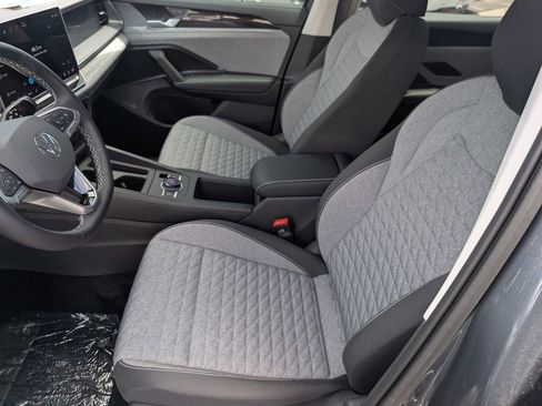 New 2025 Volkswagen Tiguan S image 11