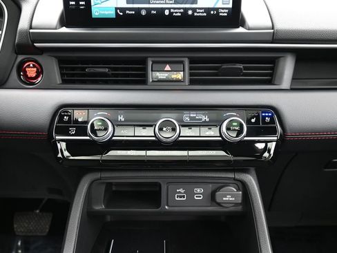 Certified 2025 Honda Pilot Black Edition image 51