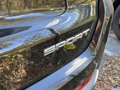 Used 2020 Jeep Compass Sport image 5