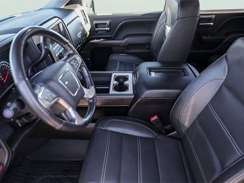 Used 2019 GMC Sierra 2500 Denali w/ Suspension Package, Off-Road image 12