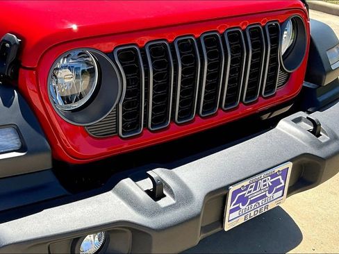 New 2026 Jeep Wrangler Unlimited Sport AWD/4WD image 32