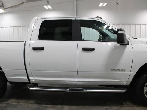 Used 2024 RAM 2500 Big Horn image 11