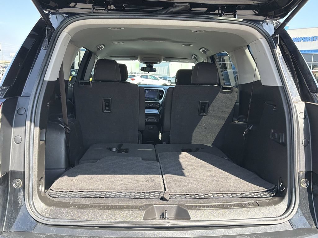 Used 2023 GMC Acadia SLE FWD image 18