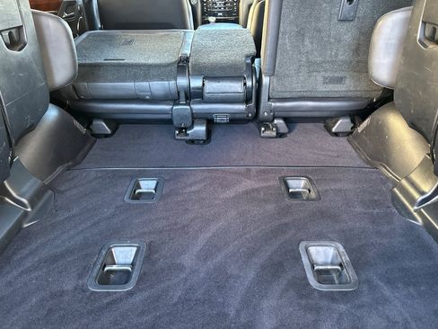 Used 2017 Lexus LX 570 4WD image 17