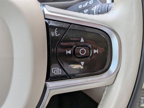 Certified 2024 Volvo XC90 B6 Plus w/ Protection Package Premier image 29