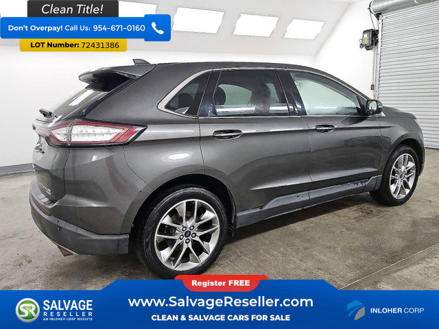 Used 2017 Ford Edge Titanium w/ Equipment Group 301A FWD image 4