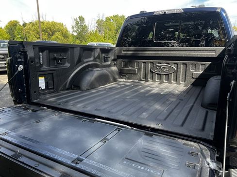 Used 2022 Ford F150 Raptor w/ Raptor 37 Performance Package image 32