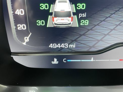 Used 2023 GMC Yukon XL SLE w/ Gmc Pro Safety Plus Package image 24