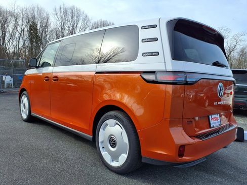 New 2025 Volkswagen ID. Buzz 1st Edition image 4