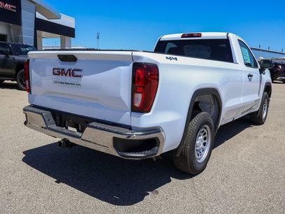 New 2026 GMC Sierra 1500 Pro w/ Pro Value Package
