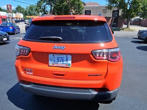 Used 2018 Jeep Compass Sport w/ Tech Group AWD/4WD image 5