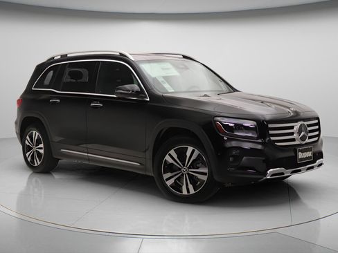 New 2026 Mercedes-Benz GLB 250 image 13