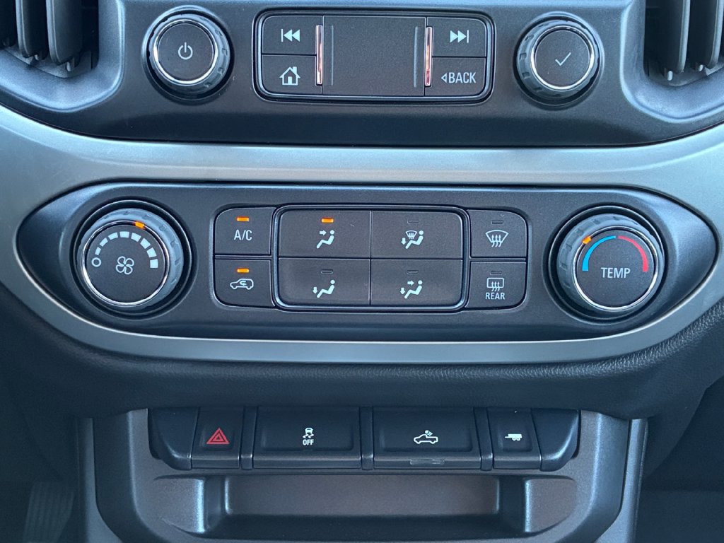 Used 2022 Chevrolet Colorado LT w/ LT Convenience Package AWD/4WD image 26