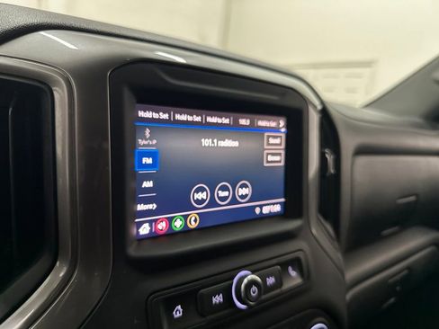 Used 2020 Chevrolet Silverado 1500 Custom w/ Custom Value Package AWD/4WD image 46