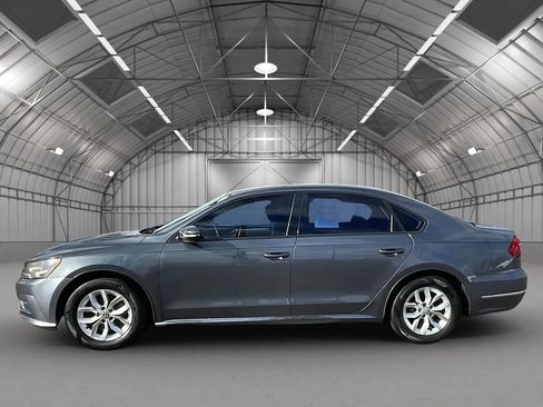 Used 2018 Volkswagen Passat 2.0T S w/ Driver Assistance Package image 6