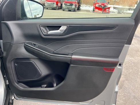 Certified 2024 Ford Escape ST-Line w/ Tech Pack #1 image 10