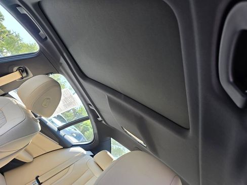 Certified 2023 BMW 530i w/ Convenience Package image 12