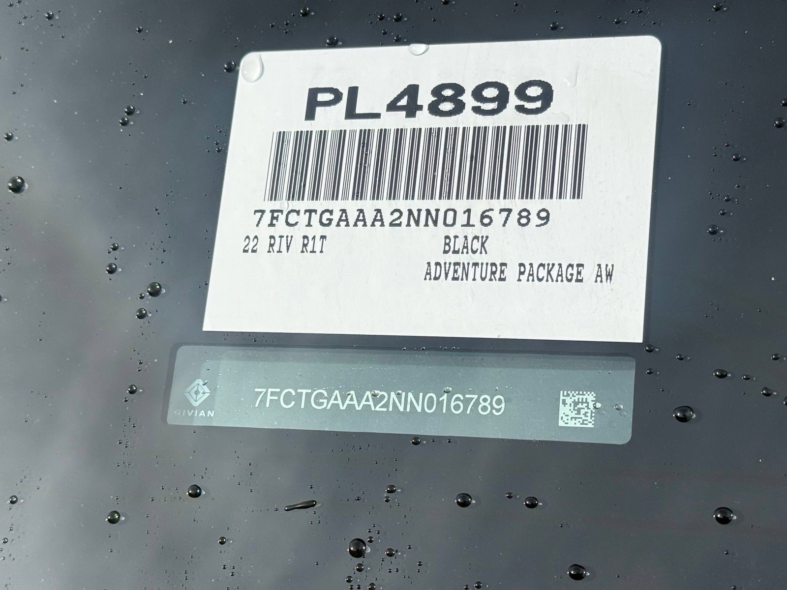 Used 2022 Rivian R1T Adventure AWD/4WD image 9
