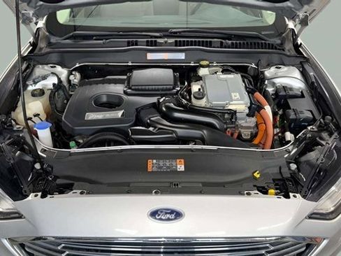 Used 2018 Ford Fusion S image 11