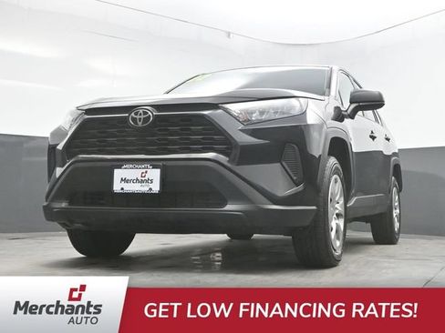 Used 2022 Toyota RAV4 LE w/ Carpet Mat Package (TMS) AWD/4WD image 43