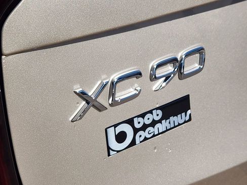 New 2026 Volvo XC90 T8 Plus w/ Protection Package Premier image 30