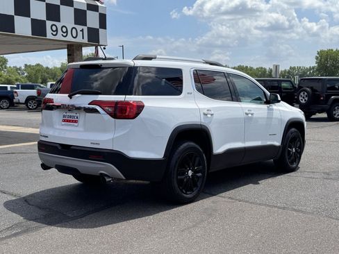 Used 2018 GMC Acadia SLT AWD/4WD image 7