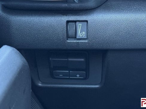 Certified 2025 GMC Canyon Elevation w/ Convenience Package image 31