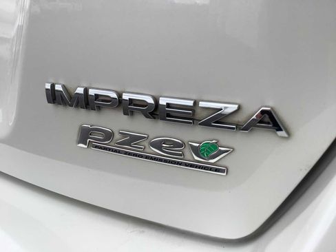 Used 2016 Subaru Impreza 2.0i Premium image 6
