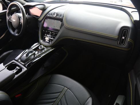 Used 2023 Aston Martin DBX 707 AWD/4WD image 21