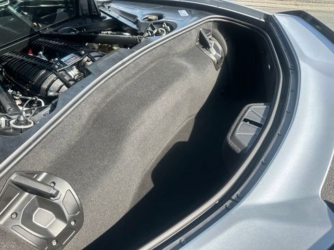 Used 2026 Chevrolet Corvette Z06 RWD image 12