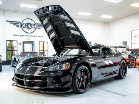 Used 2010 Dodge Viper ACR image 90
