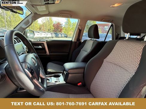 Used 2024 Toyota 4Runner SR5 AWD/4WD image 30