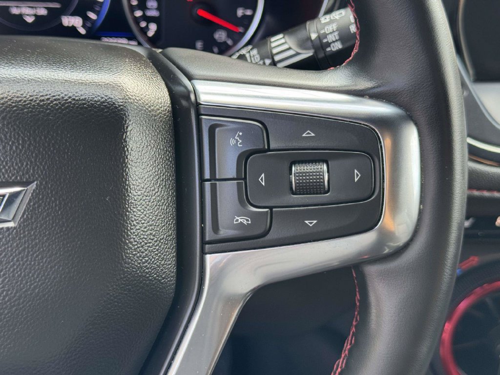 Used 2025 Chevrolet Blazer RS FWD image 13