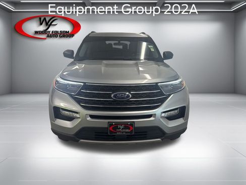 Certified 2022 Ford Explorer XLT w/ Equipment Group 202A RWD image 2